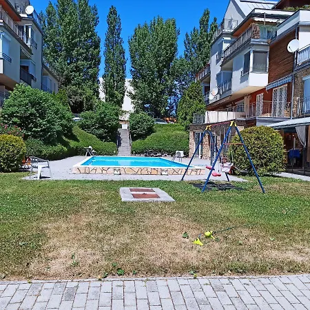 Apartmán Peppy & Pool